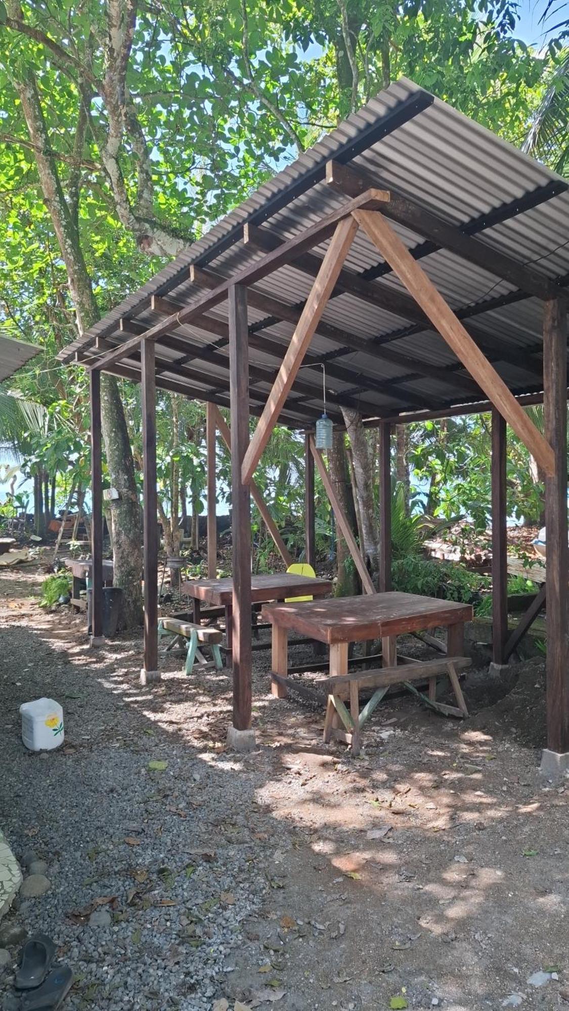 Casa Mamre Hostel Cahuita Exterior foto